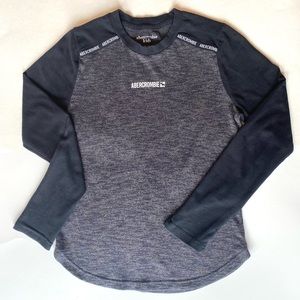 Boys Abercrombie & Fitch Long Sleeve Knit Shirt / Size 11/12 / Great Condition